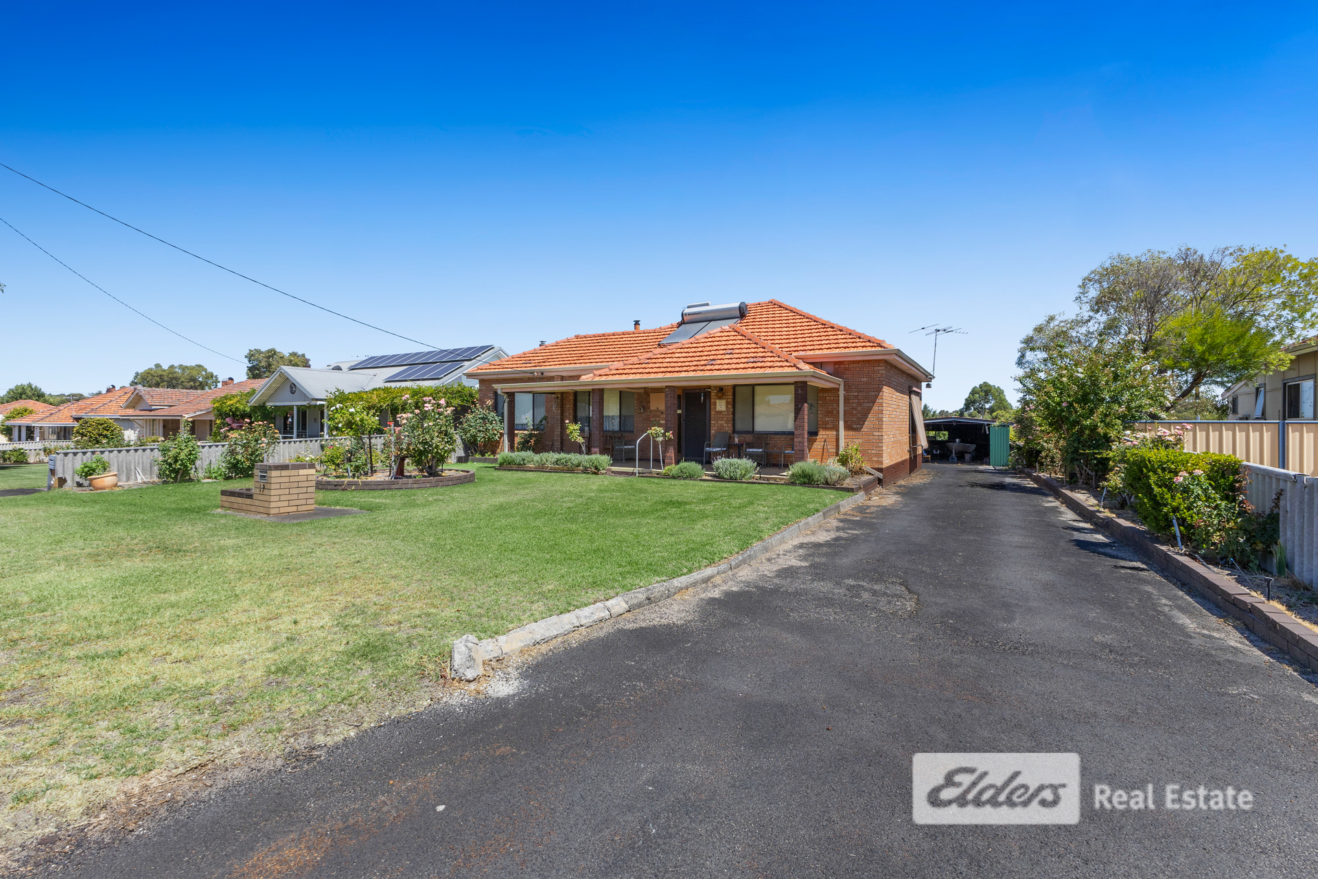 19 DEAKIN ST, COLLIE WA 6225, 0 Kuwarto, 0 Banyo, House