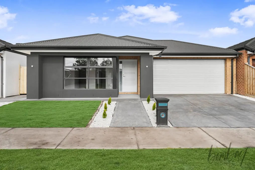 Stunning 4-Bedroom Family Home in Donnybrook