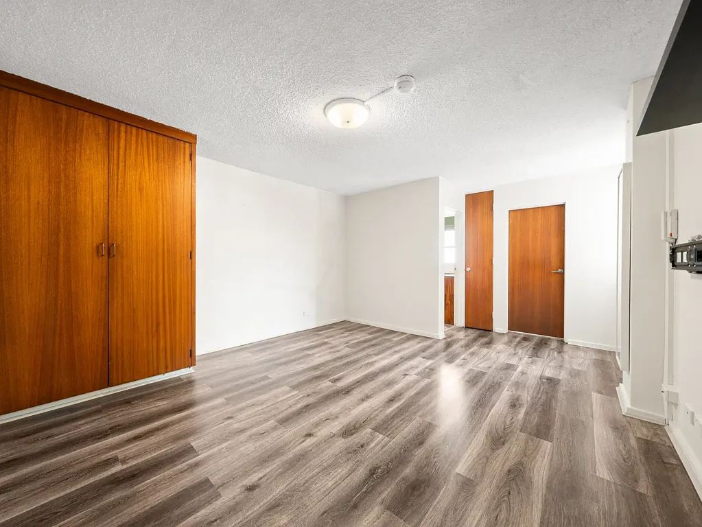 Studio Apartment In Prime Location With Parking