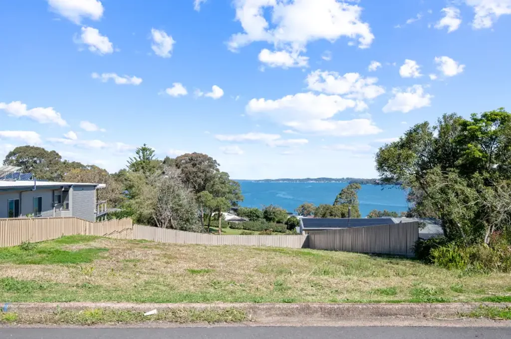 54 Thompson Road, Speers Point, NSW 2284