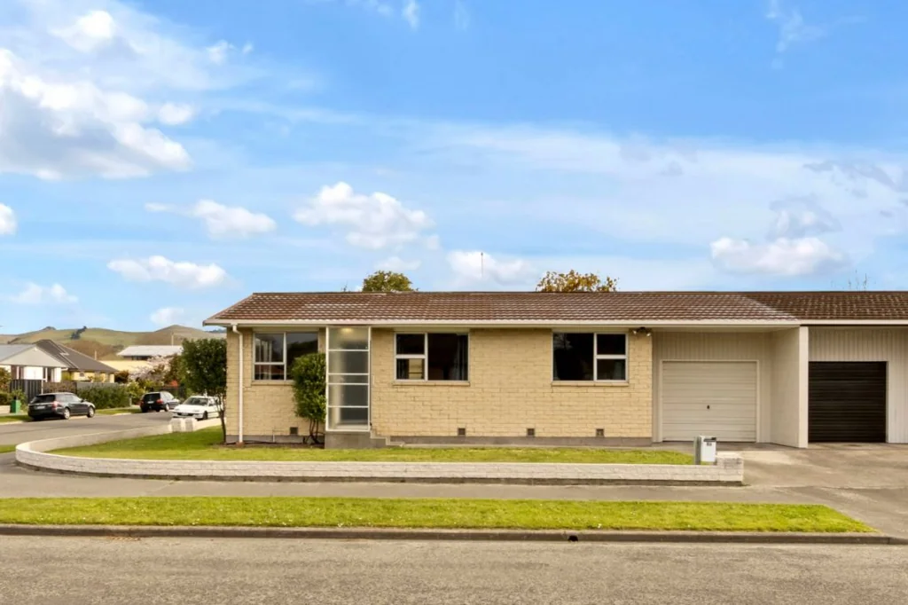 6A Arran Crescent, Woolston, Christchurch City