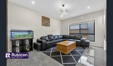 10 Shadow Street, Deanside, VIC 3336, 4 slaapkamers, 2 badkamers, House