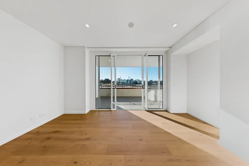 Brand-New One-Bedroom Apartment with Parking in Melrose Central