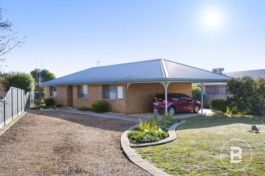 Maryborough 3ਬੈੱਡਰੂਮ Comfortable home waiting and ready for you in the Heart of Victoria