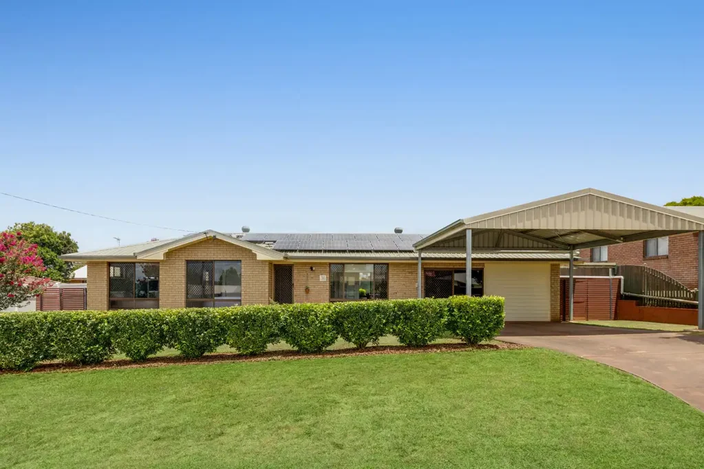 36 Charnley Street, Kearneys Spring, QLD 4350