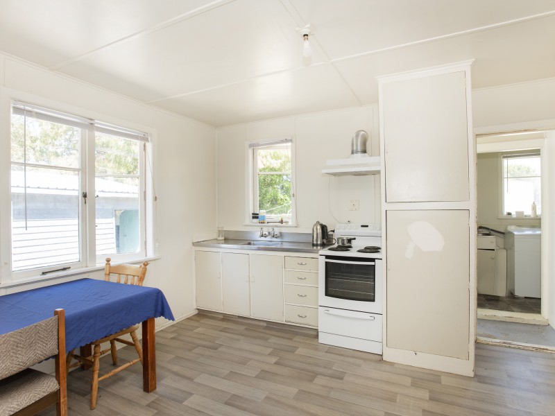 50 Tyndall Road, Outer Kaiti, Gisborne, 4 habitaciones, 0 baños