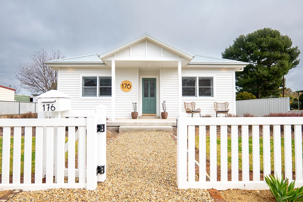 176 Twynam Street, Temora, NSW 2666