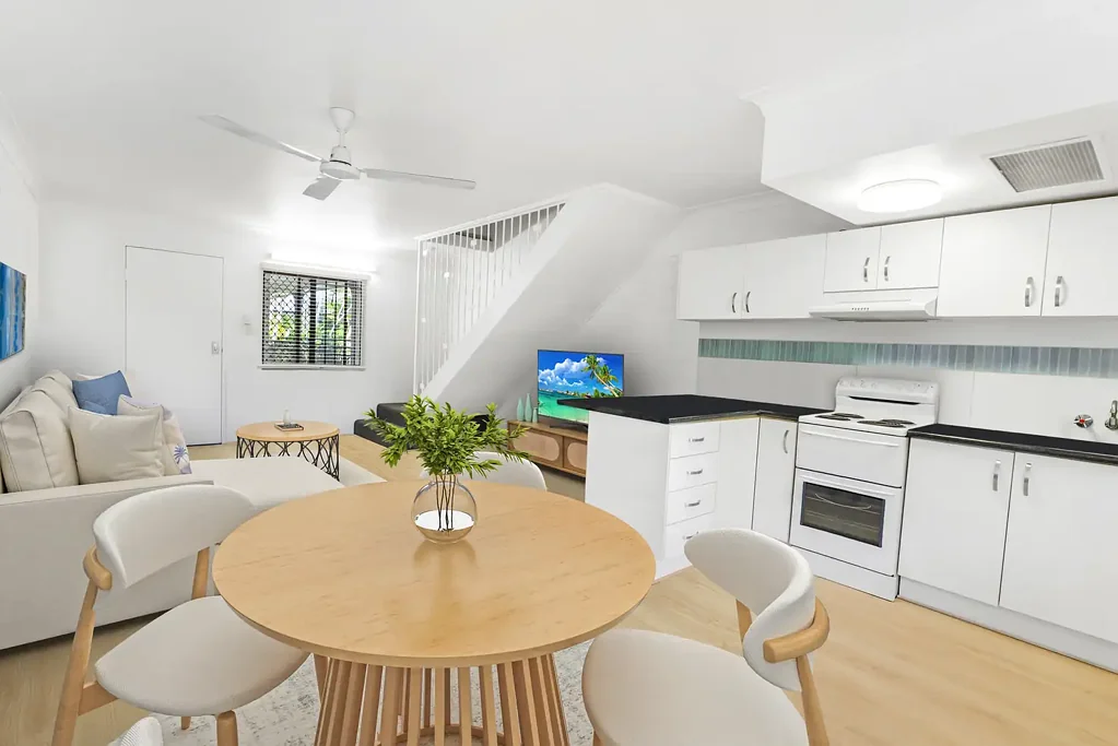 Cairns North 2Kwarto Secure, Central, Low-Maintenance Living