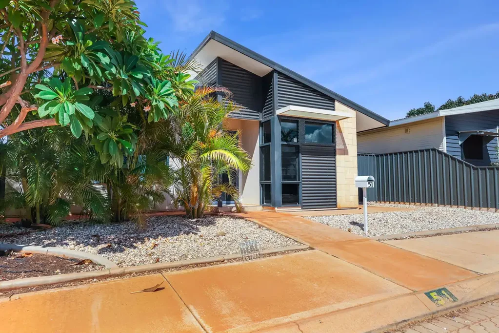 Baynton 3બેડરૂમ Low Maintenance Investment Property
