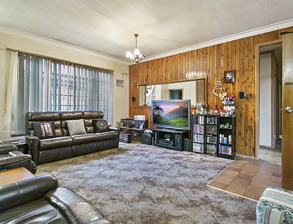 8 Treesbank Avenue, Springvale, VIC 3171, 5房, 2浴, House