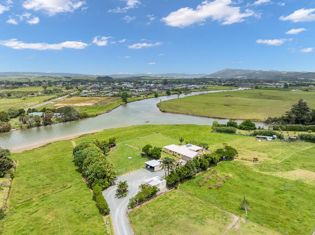 Waipu 3Zimmer Riverside Acre on Village Fringe