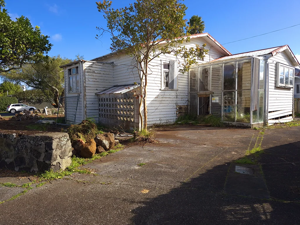 Onehunga 4房  Vendor Must Sell
