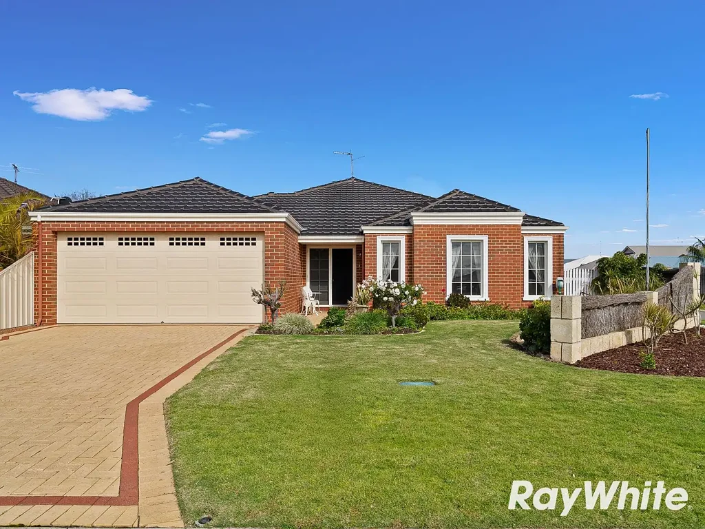 Dudley Park 4 Bedroom Generous Family sized Home, Loaded with Sought After Features