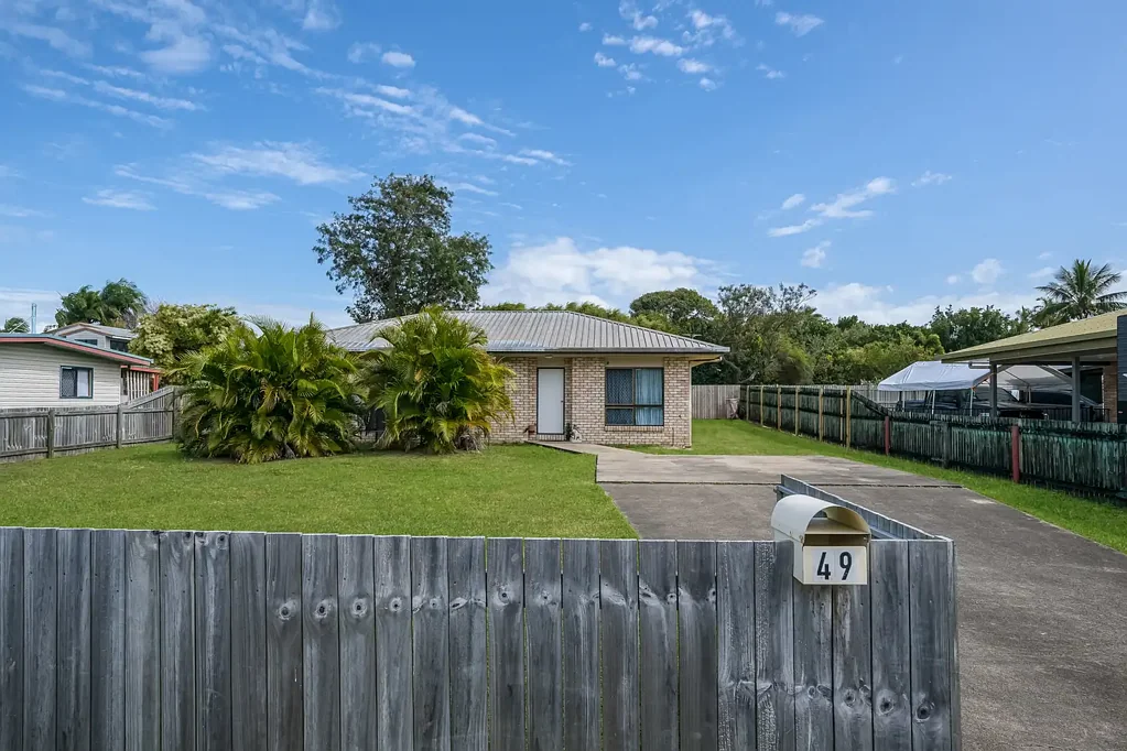 Andergrove 3房  Solid Family Home!