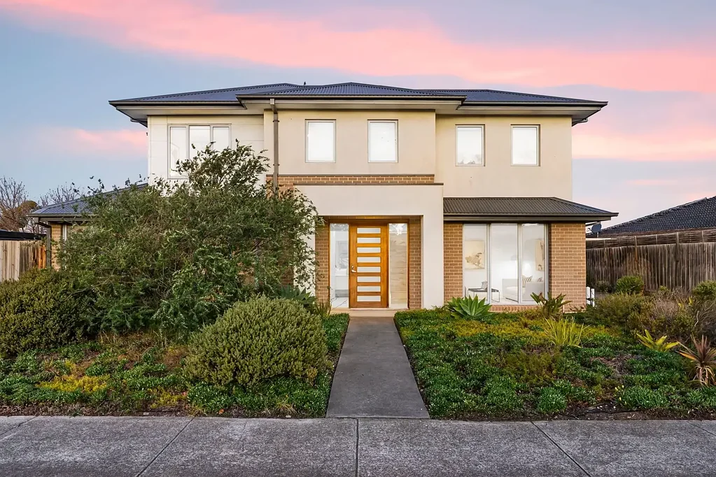 1/10 Tekapo Crescent, Taylors Lakes, VIC 3038