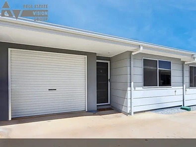 Unit 20/8 Hillcrest St, Emerald, QLD 4720, 2 chambres, 2 salles de bain, Unit
