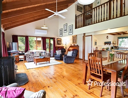 32 Wonga Road, Millgrove, VIC 3799, 5 ਕਮਰੇ, 2 ਬਾਥਰੂਮ, House