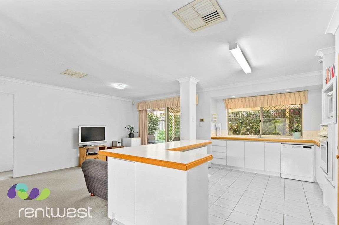 12A BROOKE GDNS, BATEMAN WA 6150, 0 Kuwarto, 0 Banyo, House