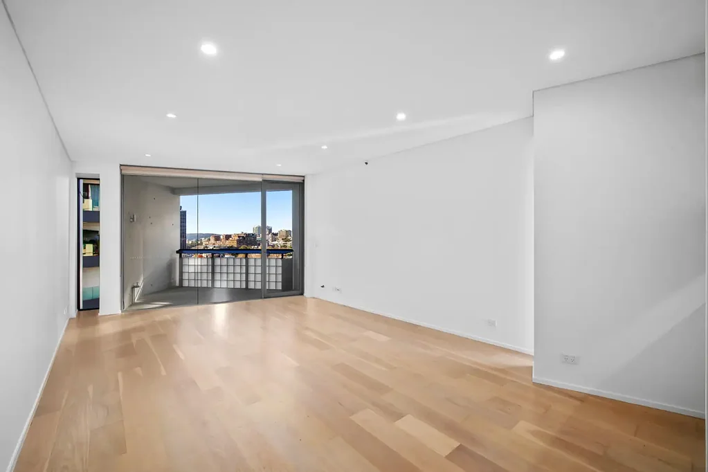 Surry Hills 1Habitaciones Contemporary Designer Living With Sunny NE Aspect, Balcony & Parking In Award-Winning Architectural Building