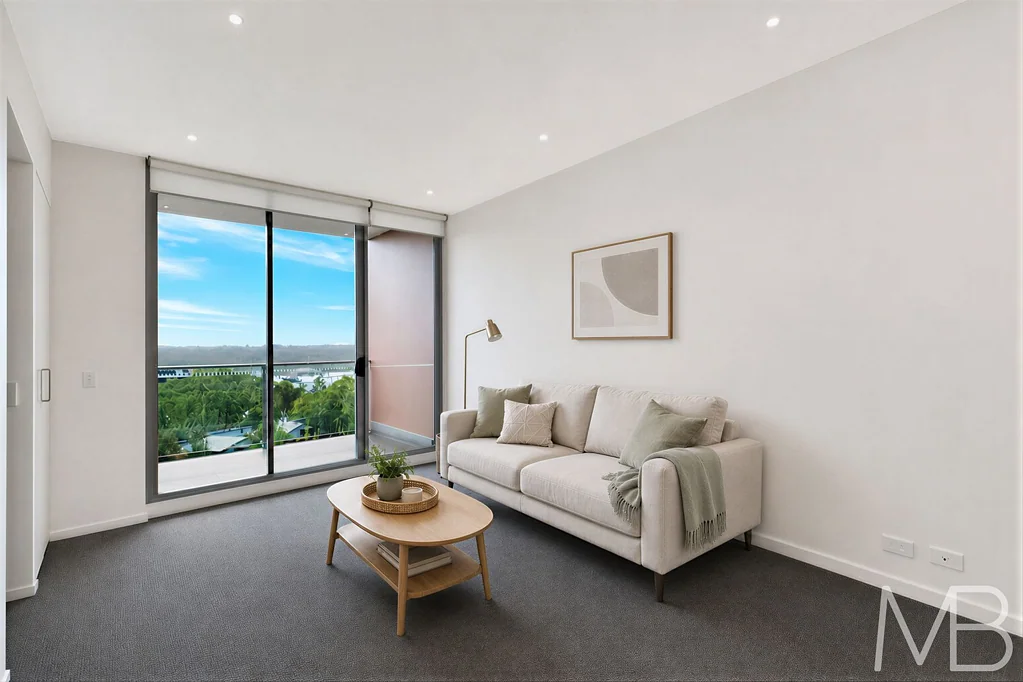 Spacious North-Facing Apartment