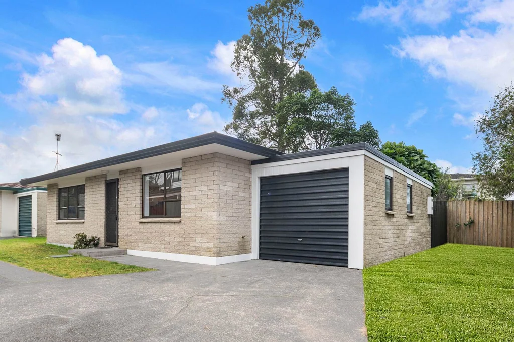 Orewa 2ห้องนอน Modernised Brick Gem in Orewa