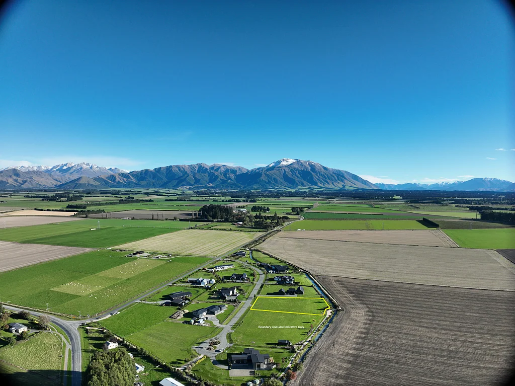 Methven Premier Section