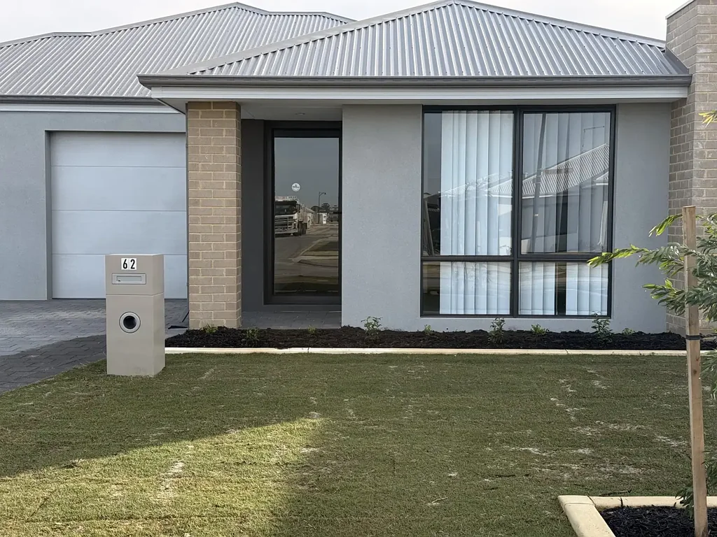 Modern Living Near the Waterways - Brand New 4 x 2 x 1 in South Yunderup