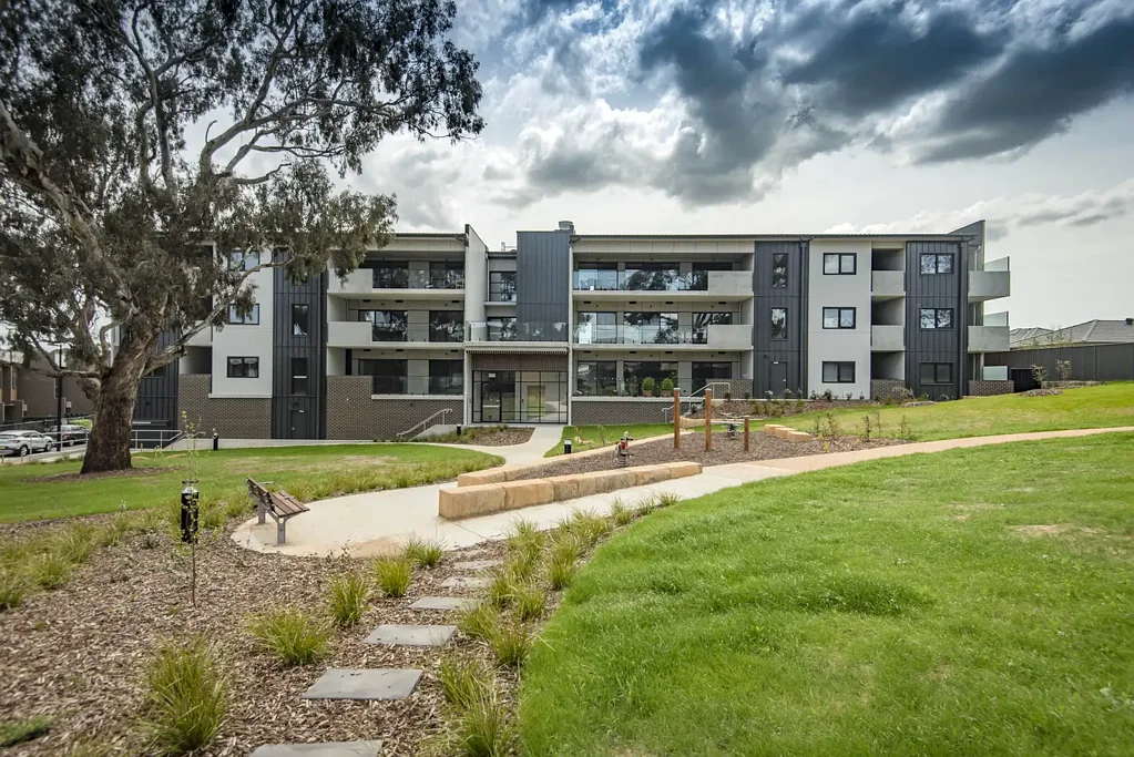 Beautiful fully furnished 2 bedroom Property in Watson