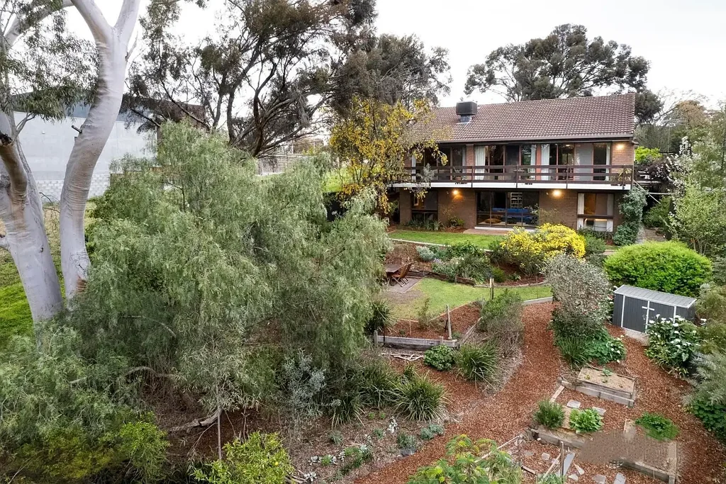 Generous Family Home with Established Gardens and Golf Course Backdrop