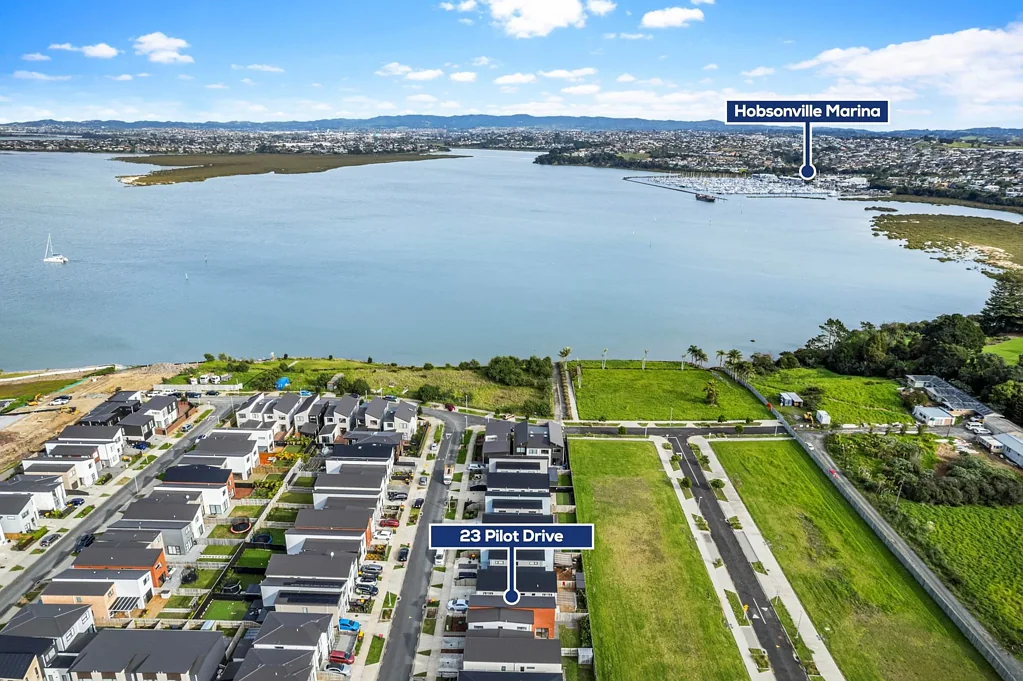 Hobsonville 4Kwarto Modern, Spacious Family Living by the Water