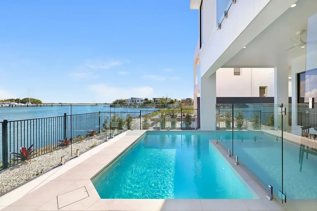 Jacobs Well 5Zimmer Brand New Luxury Waterfront Home with 17m Quay Line