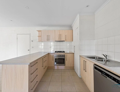 1/60 Orwil Street, Frankston, Mornington Peninsula, 3 Kuwarto, 2 Banyo, Townhouse