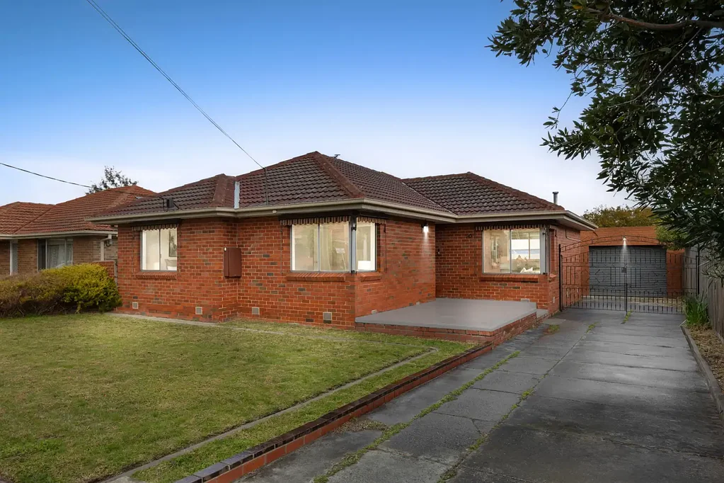 Clayton South 3ਬੈੱਡਰੂਮ Modern Comfort Meets Family Charm