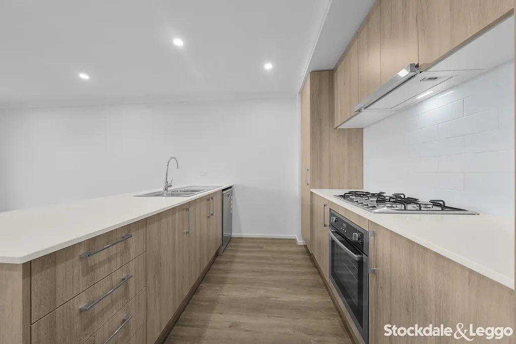 Brand New Contemporary Living in the Heart of South Morang!