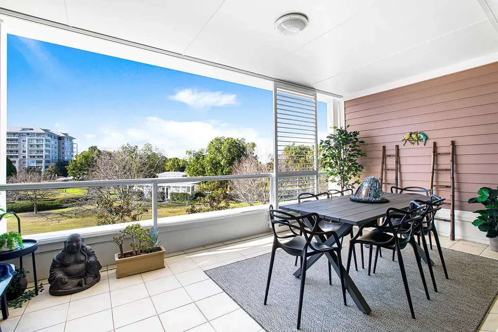 34/28-32 Village Drive, Breakfast Point, NSW 2137