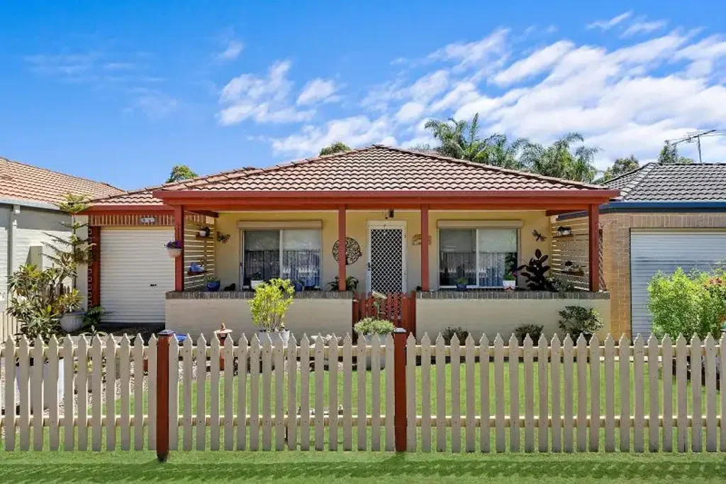 12 Raintree Terrace, Wadalba, NSW 2259