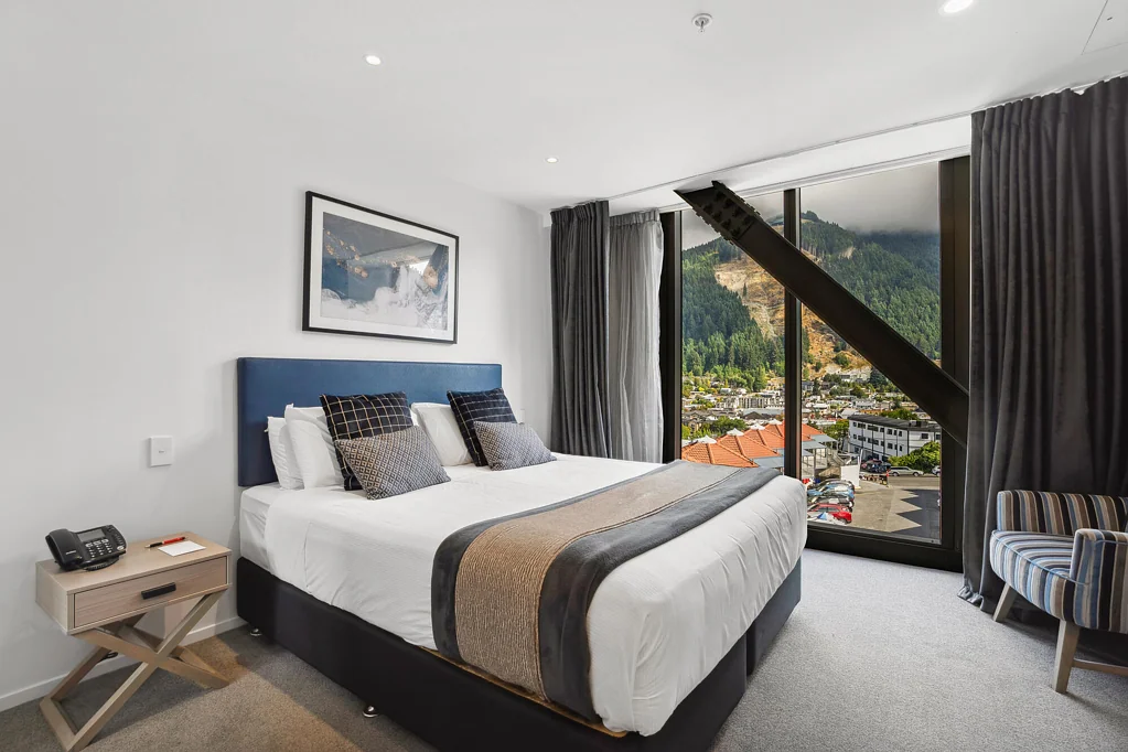 Queenstown 1 Bedroom Downtown Investment