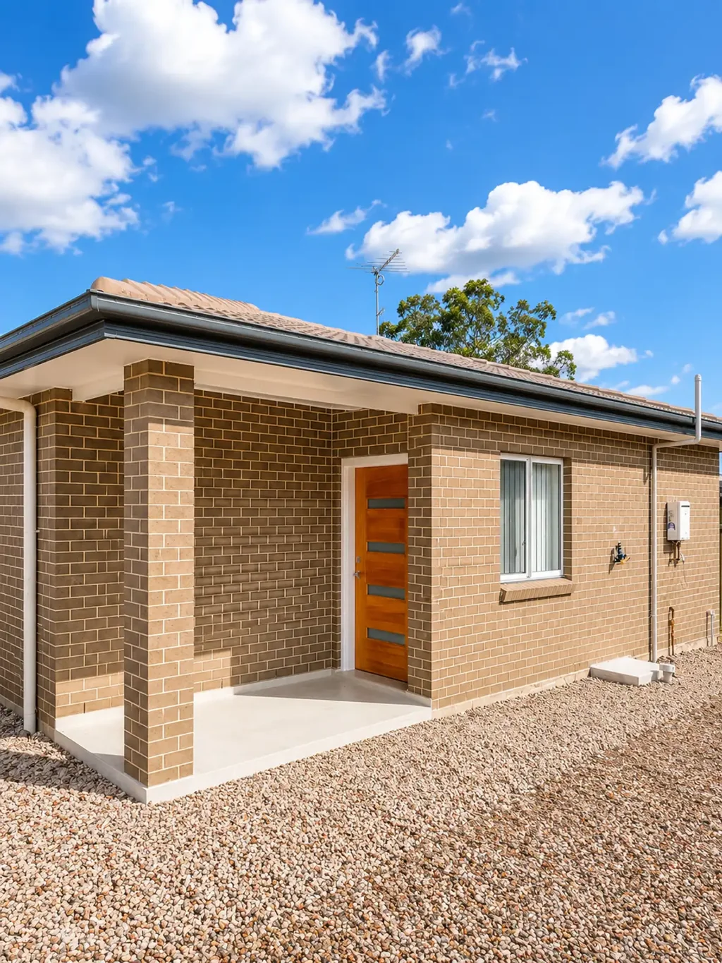 BRAND NEW 2-BEDROOM GRANNY FLAT – WATER INCLUDED!