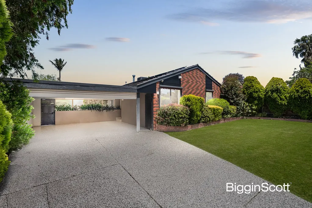 32 Gladeswood Drive, Mulgrave, VIC 3170