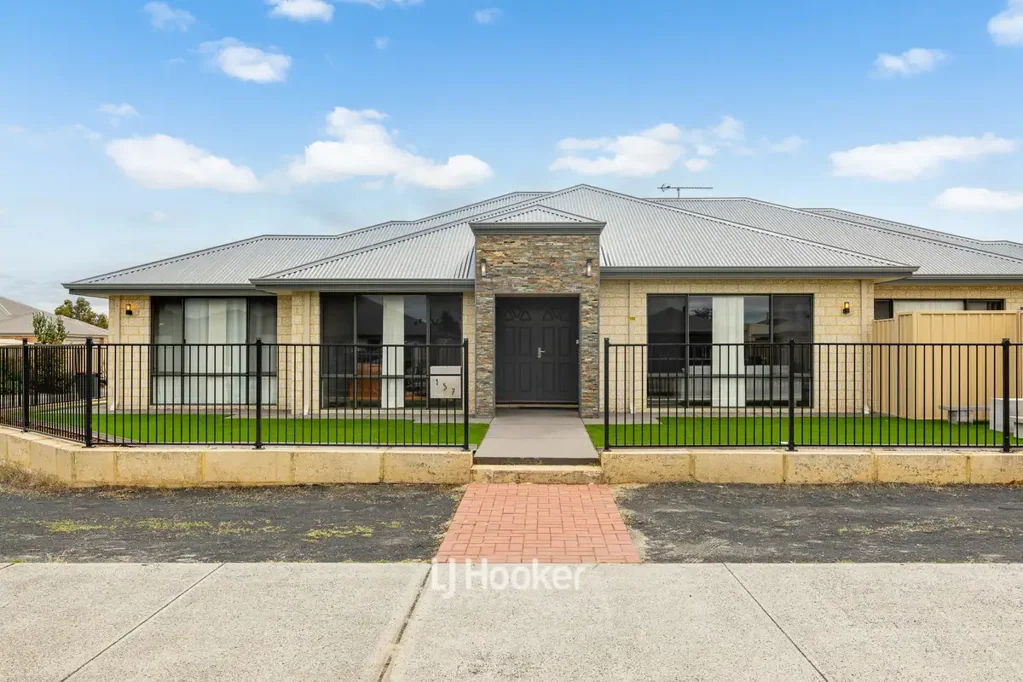 Australind 4ਬੈੱਡਰੂਮ Modern Comfort in the Heart of Kingston Estate