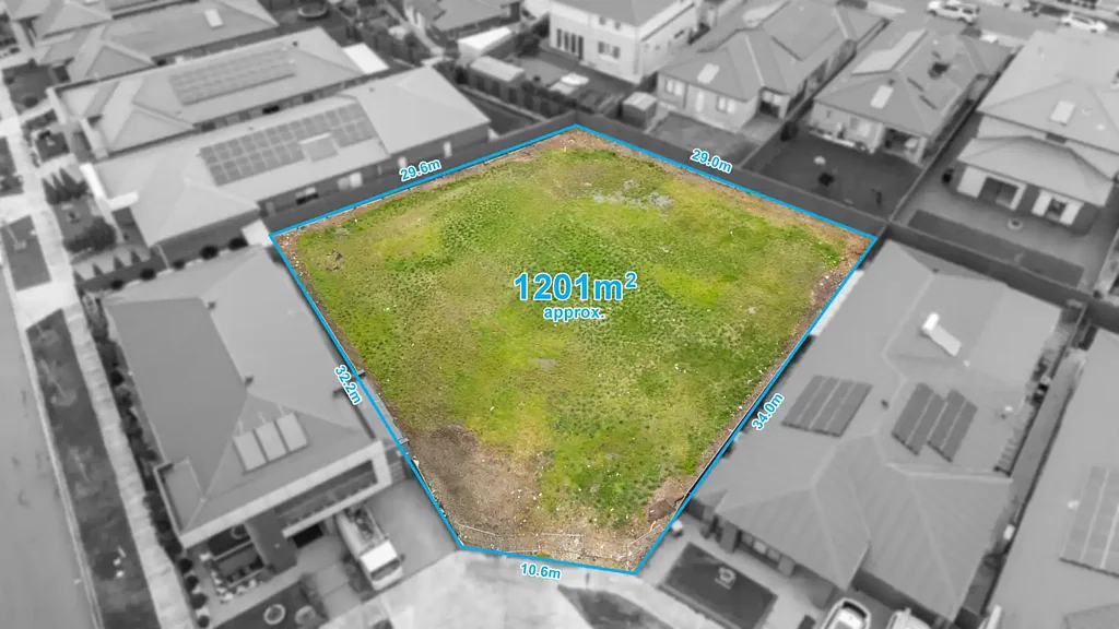 Greenvale The Last Remaining Opportunity in a Prestigious Greenvale Pocket!