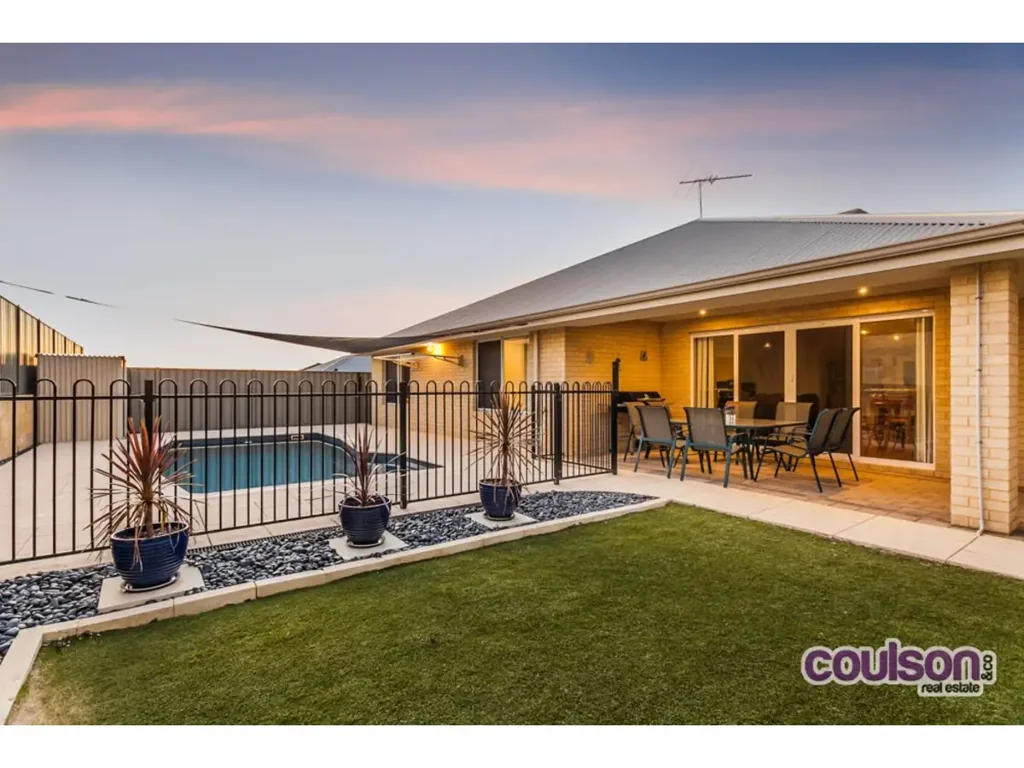 5 BEDROOM HOME WITH POOL!!