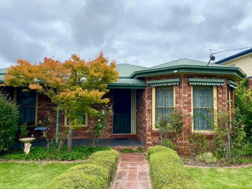 FAMILY HOME WITH ALL YOU WILL EVER NEED