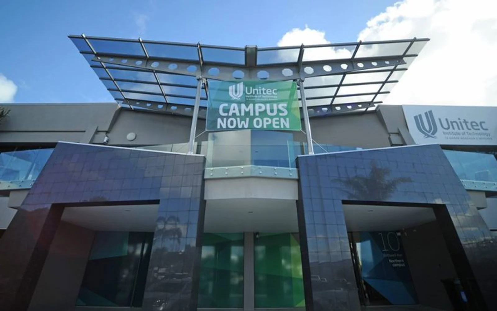 学生数量下降，债台高筑，质量评级下调——新西兰最大理工学院遭遇困境