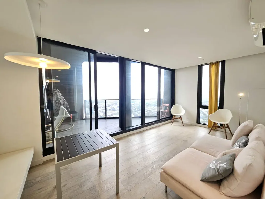 Fully Furnished 2 Bedroom 2 Bathroom in Empire !