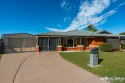 12 Chiltern Place, Sandstone Point