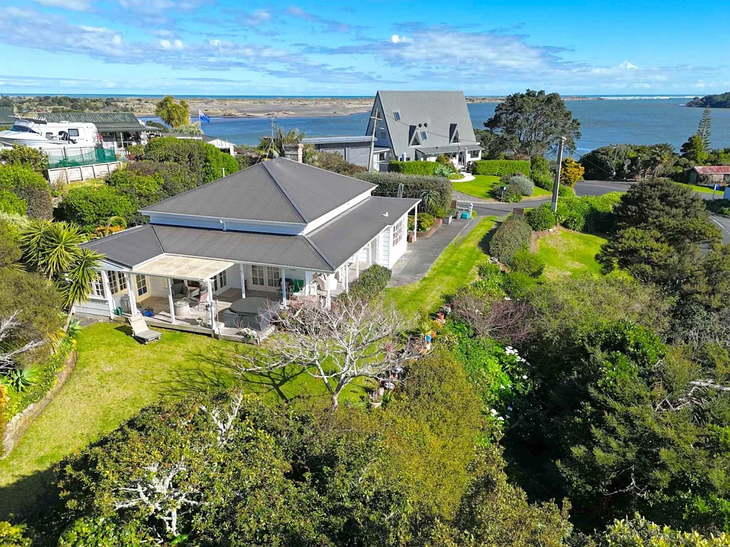 Port Waikato 3침실 The Pilot House – A Rare Opportunity at Port W...