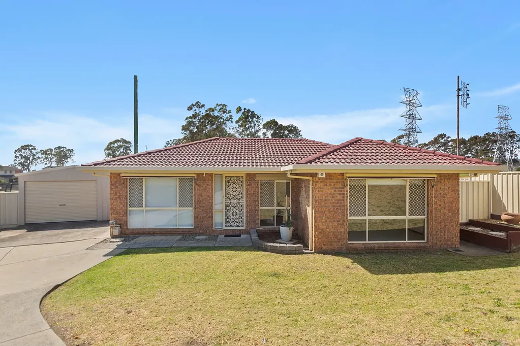 Albion Park 3બેડરૂમ Freshly Updated & Adjoining Reserve
