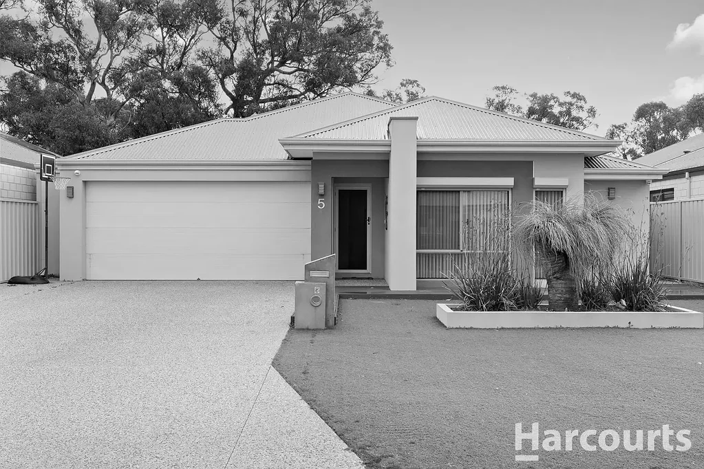 5 Grantwood Drive, Meadow Springs, WA 6210