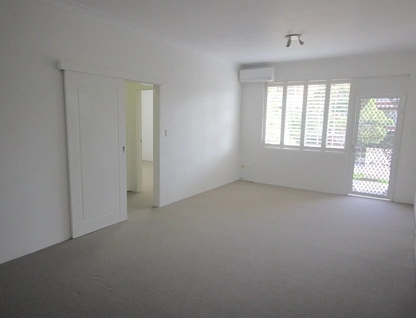 2/173 Russell Avenue, Dolls Point, St George, 2 Kuwarto, 1 Banyo, Unit